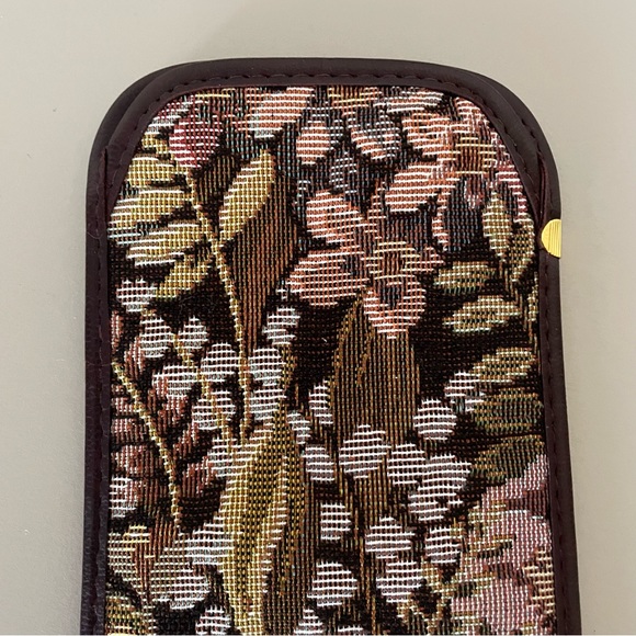 Like new Giorgio Fedon fabric glasses case - Picture 2 of 10